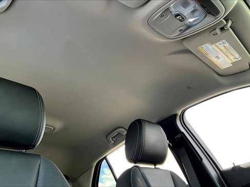 Used 2025 Buick Encore GX Preferred image 22