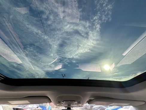 Used 2024 Audi Q5 e Premium Plus w/ Premium Plus Package image 23