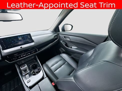 Used 2024 Nissan Rogue SL w/ SL Premium Package FWD image 28