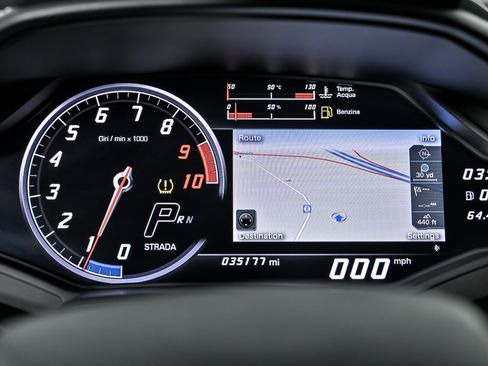 Used 2018 Lamborghini Huracan LP 580-2 image 33