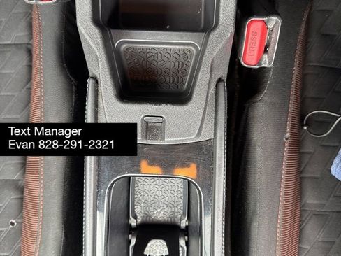 Used 2021 Nissan Kicks SR w/ Exterior Package image 24