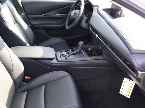 New 2026 MAZDA CX-30 AWD 2.5 S w/ Select Sport Pkg image 11