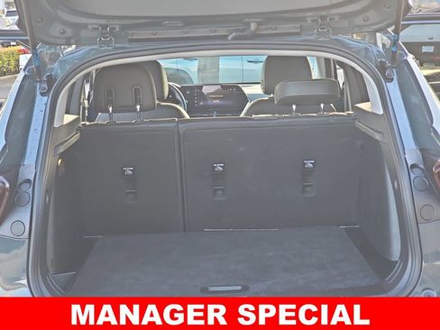 Used 2025 Chevrolet Trax LT w/ Driver Confidence Package image 12