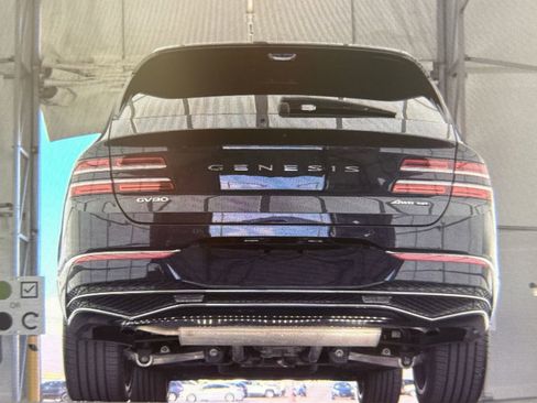 Used 2025 Genesis GV80 3.5T Prestige image 8