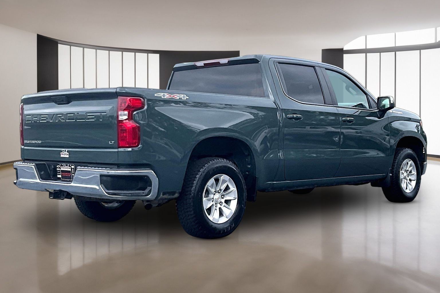 Used 2025 Chevrolet Silverado 1500 LT AWD/4WD image 7