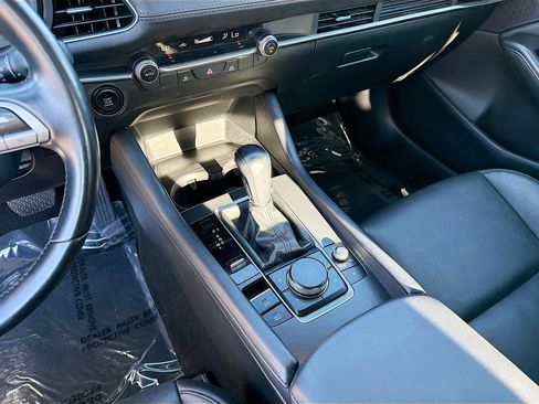 Used 2023 MAZDA MAZDA3 s image 27