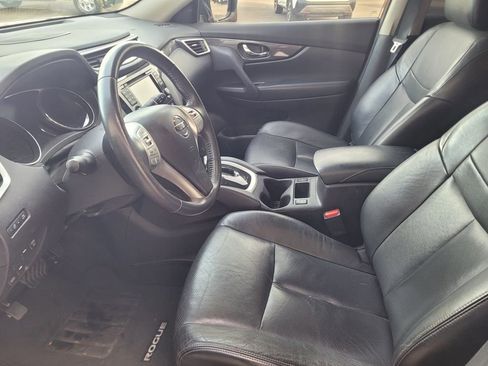 Used 2015 Nissan Rogue SL w/ SL Premium Package image 12