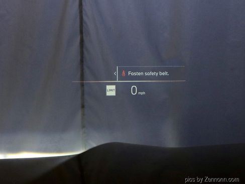 Used 2026 BMW X6 xDrive40i w/ Climate Comfort Package image 17