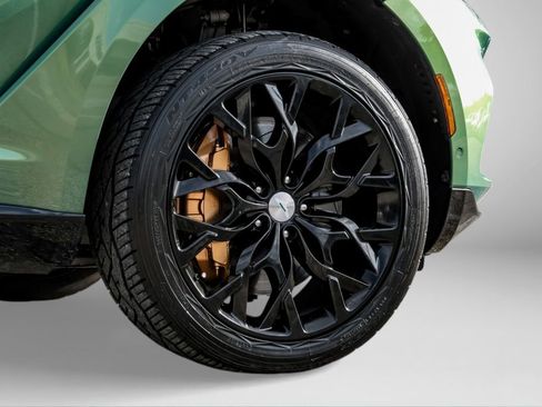 Used 2021 Aston Martin DBX image 65