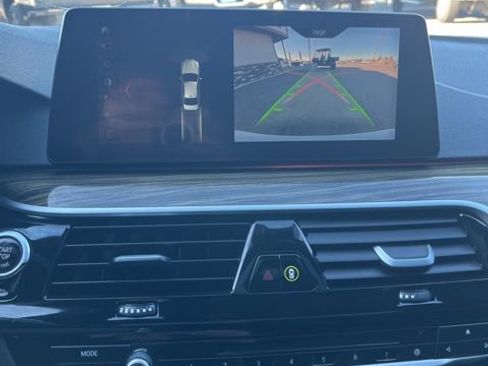 Used 2018 BMW 530i w/ Premium Package image 45