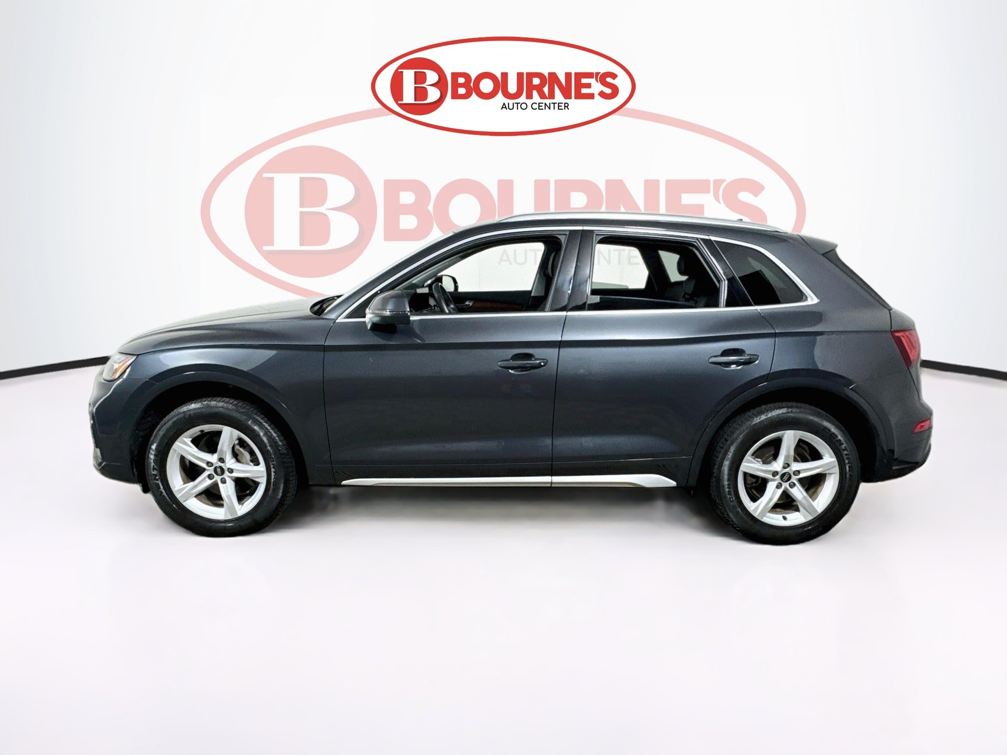 Used 2023 Audi Q5 2.0T Premium w/ Convenience Package AWD/4WD image 7