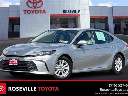 Certified 2025 Toyota Camry LE FWD image 1