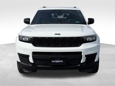 Used 2023 Jeep Grand Cherokee L Laredo AWD/4WD image 30