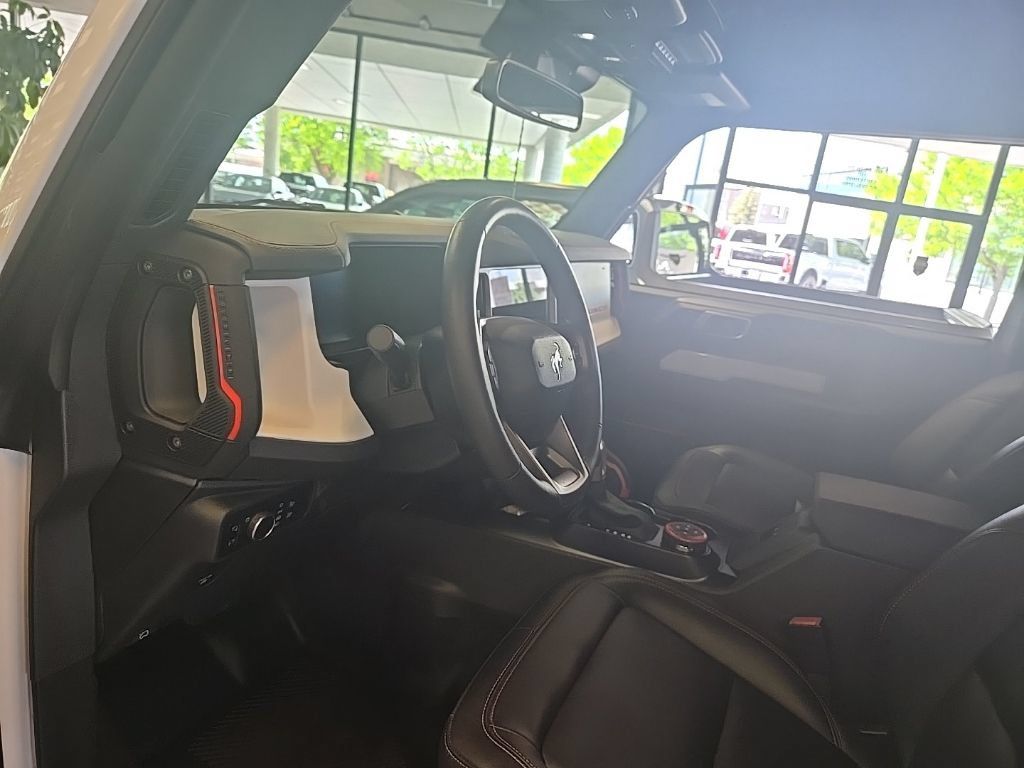 Used 2025 Ford Bronco Stroppe Edition AWD/4WD image 9