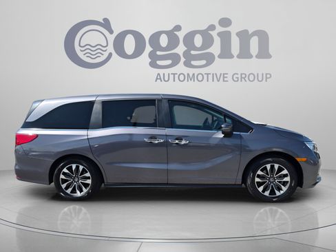 Certified 2024 Honda Odyssey EX-L image 7