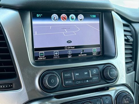 Used 2017 Chevrolet Suburban LT AWD/4WD image 16
