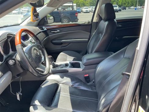 Used 2010 Cadillac SRX Luxury FWD image 3