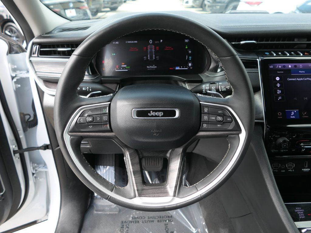 Certified 2024 Jeep Grand Cherokee Limited 4xe AWD/4WD image 18
