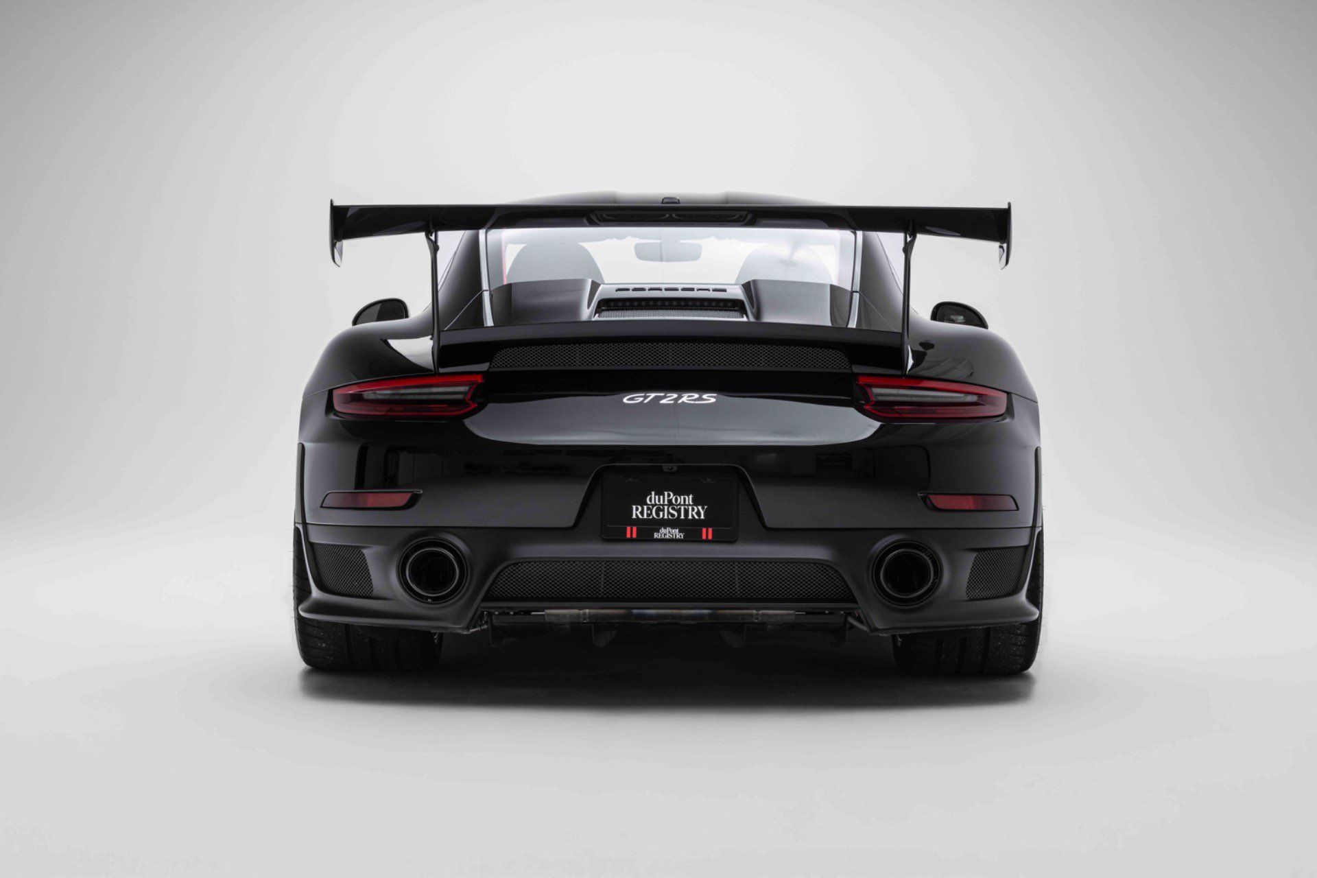 Used 2018 Porsche 911 GT2 RS RWD image 4