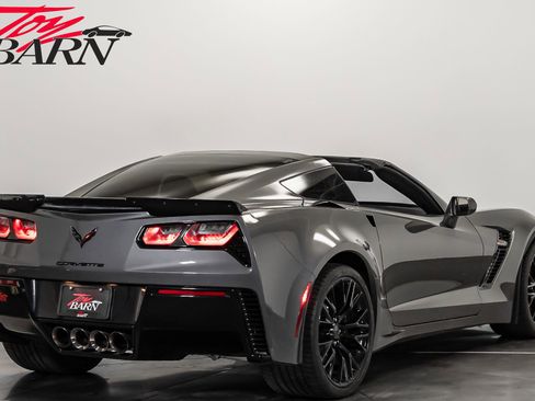 Used 2016 Chevrolet Corvette Z06 w/ 3LZ Preferred Equipment Group image 5