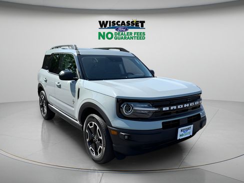 Used 2023 Ford Bronco Sport Outer Banks w/ Tech Package AWD/4WD image 25