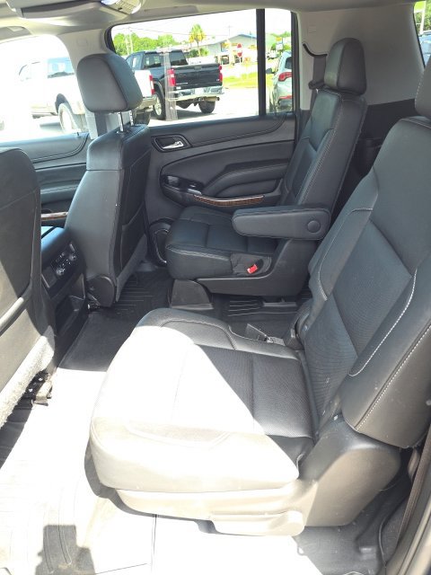 Used 2019 Chevrolet Suburban Premier RWD image 19