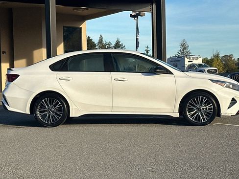 Used 2023 Kia Forte GT-Line w/ GT-Line Technology Package image 3