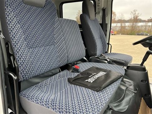 New 2024 Chevrolet Low Cab Forward image 26