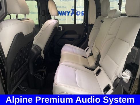 Used 2021 Jeep Gladiator Mojave AWD/4WD image 11