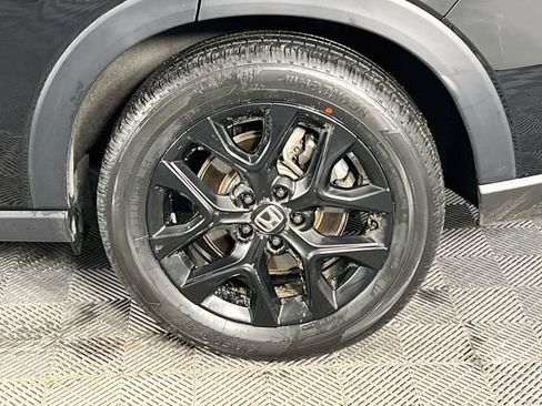 Certified 2025 Honda HR-V Sport image 32