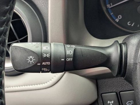 Used 2018 Toyota RAV4 XLE image 15