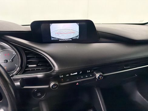 Used 2024 MAZDA MAZDA3 s FWD image 16