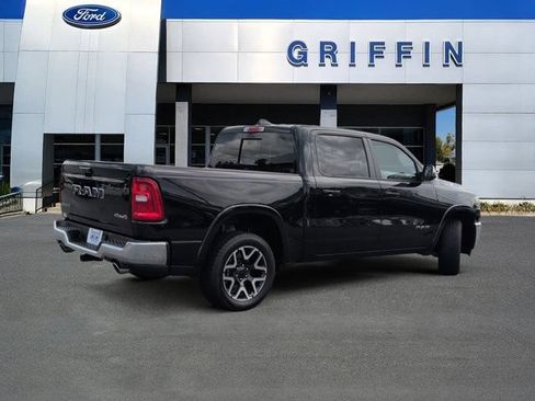 Used 2025 RAM 1500 Laramie AWD/4WD image 4