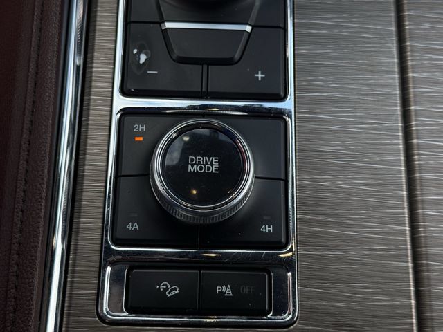 Used 2024 Ford Expedition Max Limited AWD/4WD image 18