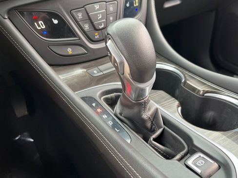 Used 2020 Buick Envision Essence w/ Experience Buick Package image 21