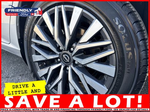 Used 2023 Nissan Altima 2.5 SV image 39