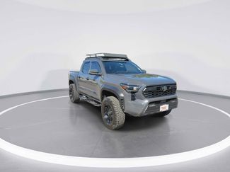Used 2024 Toyota Tacoma TRD Off-Road w/ TRD Off Road Premium Package AWD/4WD video 2