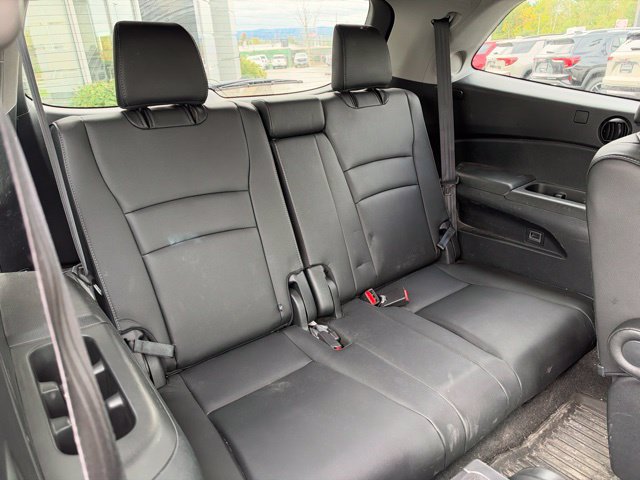 Used 2022 Honda Pilot Touring image 16