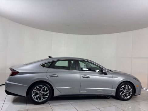 Used 2023 Hyundai Sonata SEL image 6