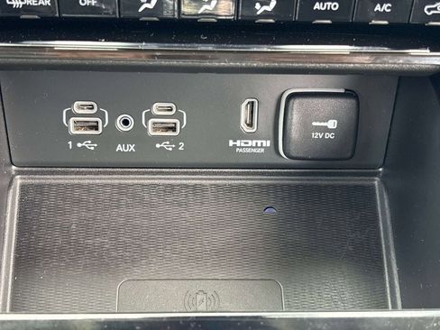 Used 2023 Jeep Grand Cherokee 4WD 4xe w/ Luxury Tech Group II image 25
