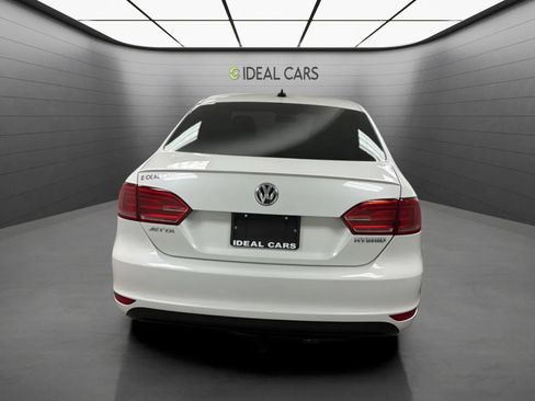Used 2013 Volkswagen Jetta SEL FWD image 6