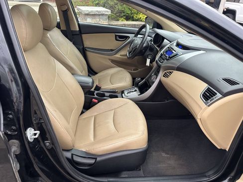 Used 2013 Hyundai Elantra Limited FWD image 23