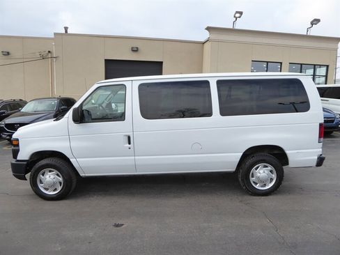 Used 2013 Ford E-350 and Econoline 350 XL w/ PWR Windows & Locks Group image 4