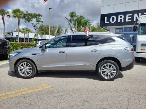 Used 2024 Buick Enclave Premium FWD image 8