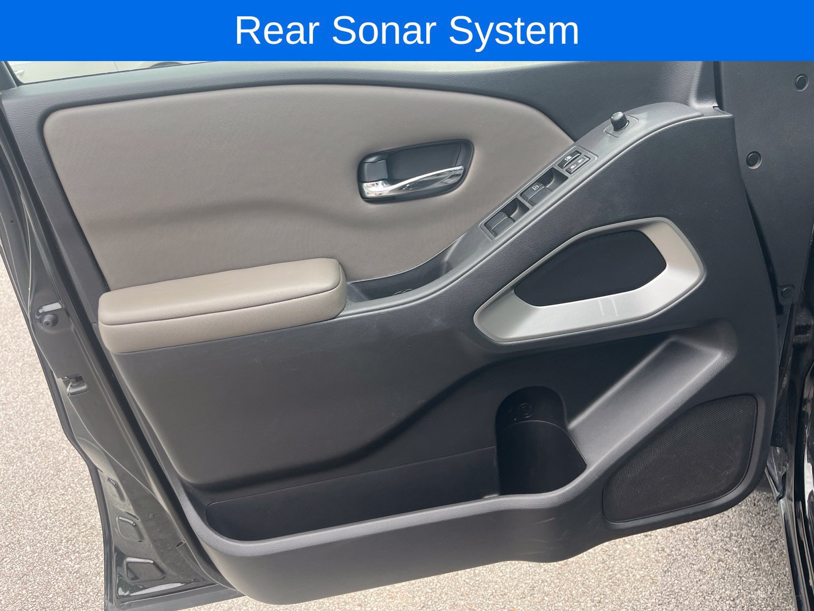 Used 2023 Nissan Frontier SV w/ Technology Package RWD image 12