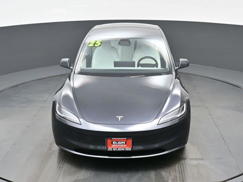 Used 2025 Tesla Model 3 Long Range RWD image 39