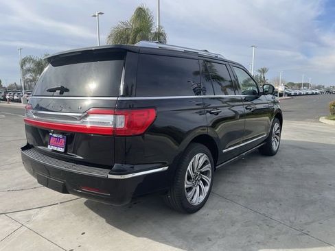 Used 2021 Lincoln Navigator Black Label w/ Cargo Convenience Package image 8