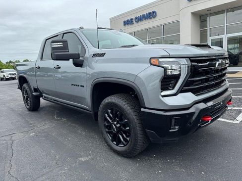 Used 2026 Chevrolet Silverado 2500 LTZ w/ Trail Boss Package AWD/4WD image 36