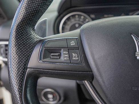 Used 2021 Maserati Levante S image 13