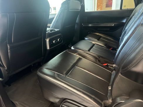 Used 2021 Ford Expedition Max XLT AWD/4WD image 12
